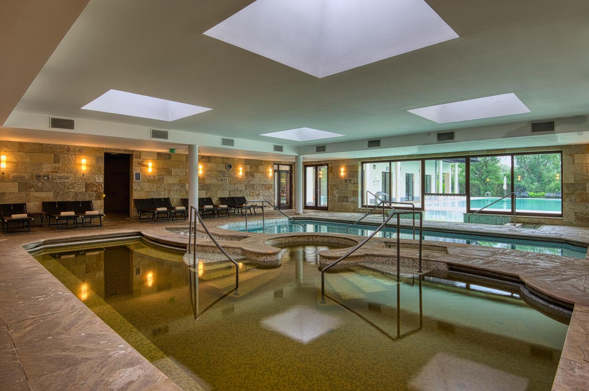 Tisza Balneum Hotel Tiszafüred Buitenkant foto