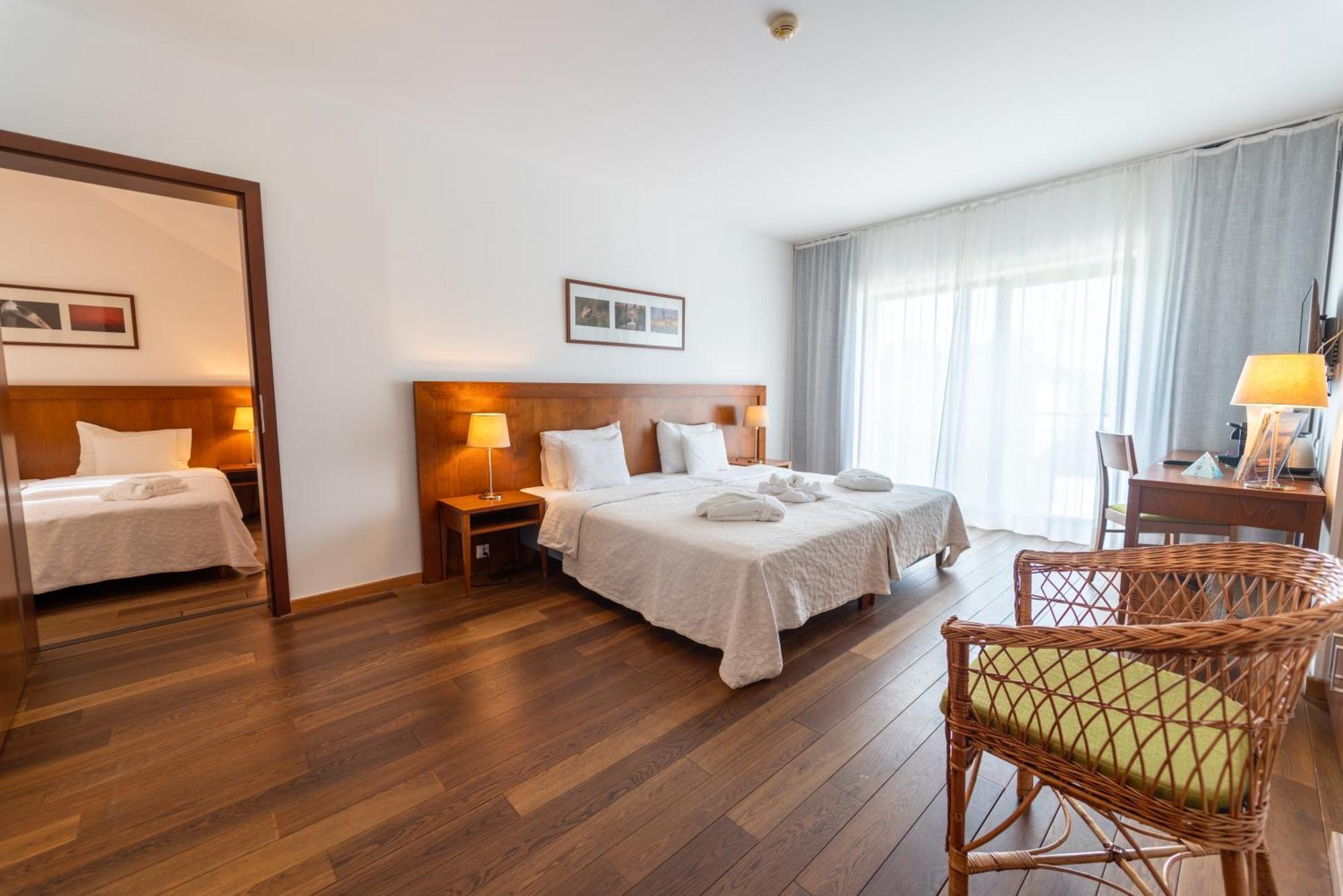 Tisza Balneum Hotel Tiszafüred Buitenkant foto
